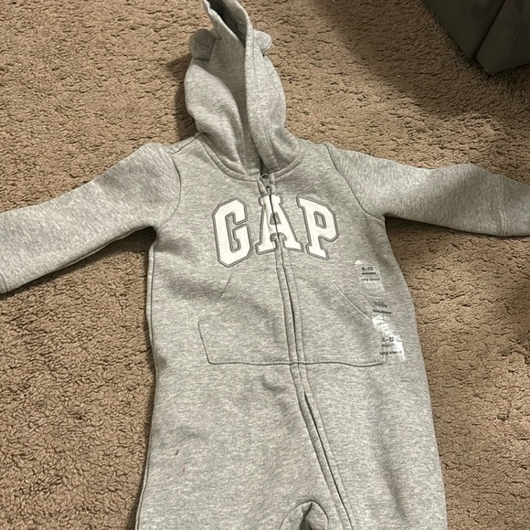 6-12 months GAP jumpsuit with bear ears - Picture 1 of 4